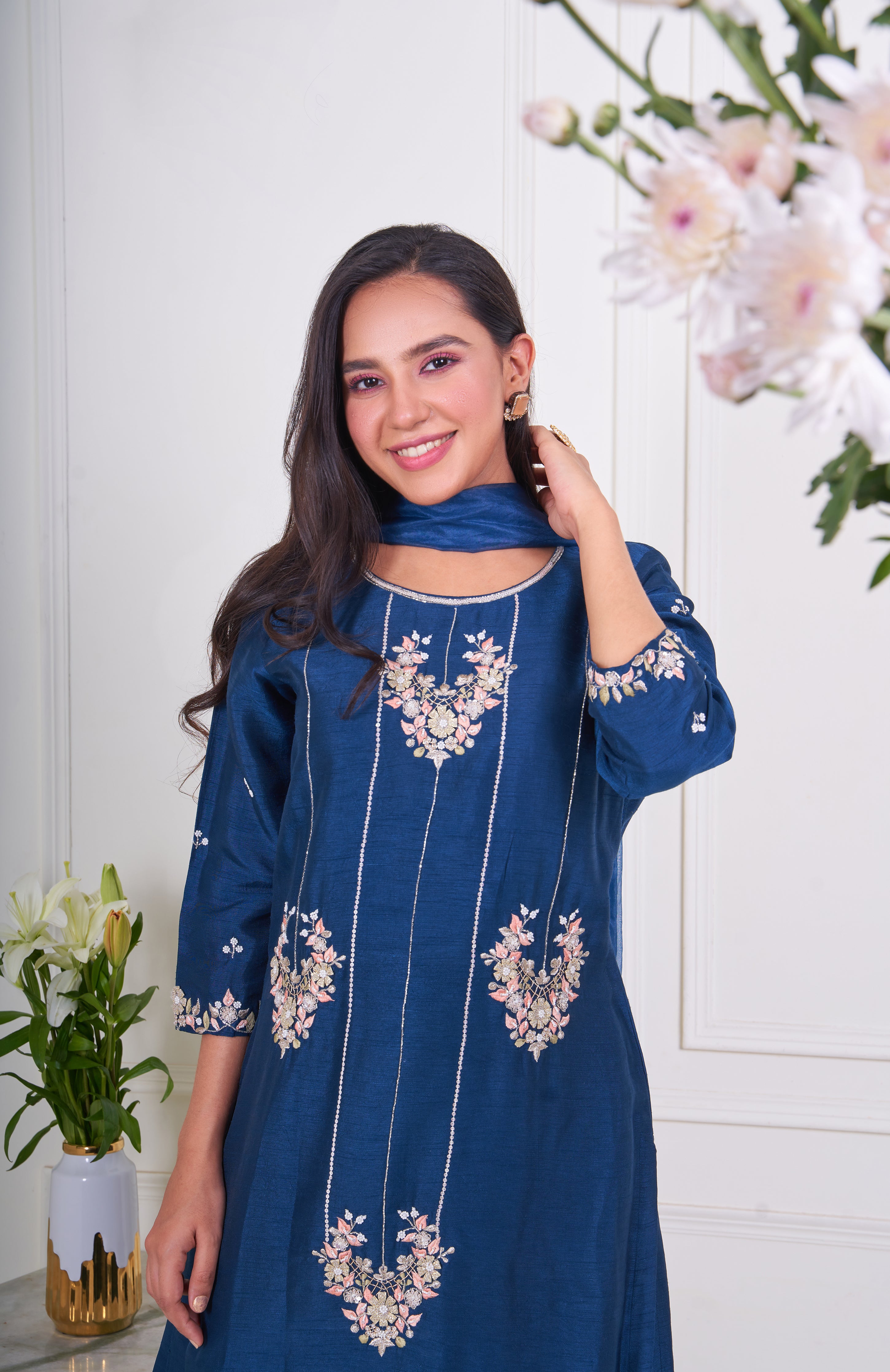 Midnight Blue Kurta set with Resham and Dabka Work